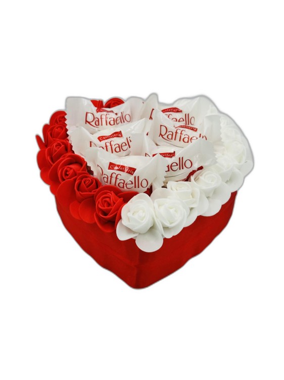 tort-ze-slodyczy-raffaello-serce-14-5cm-prezent.jpeg