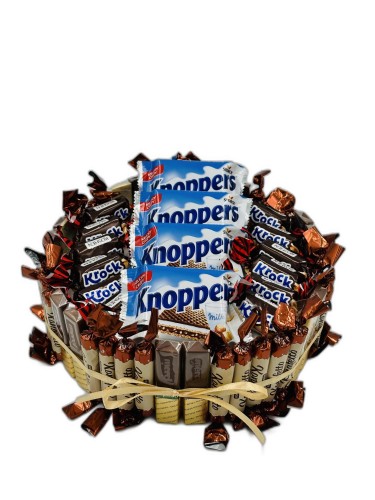 tort-ze-slodyczy-konafetto-i-knoppers-22-cm-1-front.jpg