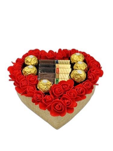 tort-ze-slodyczy-ferrero-rocher-i-merci-19-cm-1-front.jpg