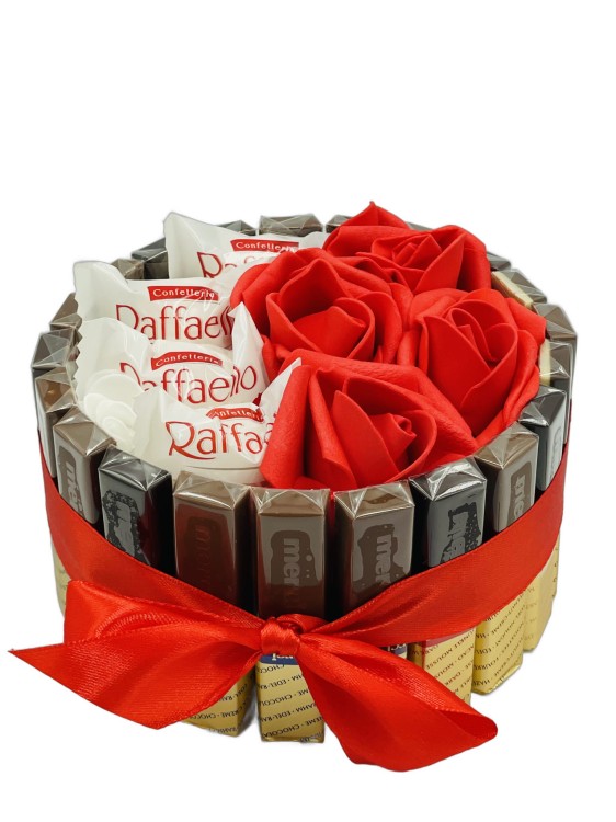 merci-rafaello-tort-prezent-dzien-kobiet.jpg