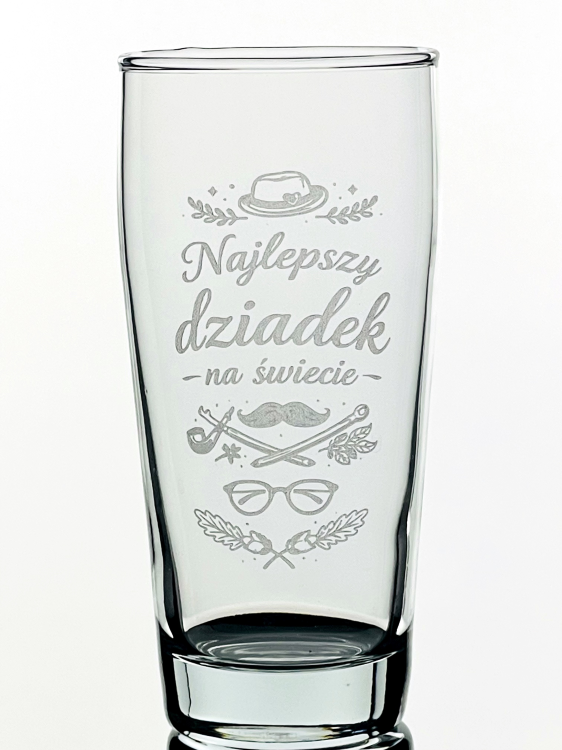 napis-na-szklance-najlepszy-dziadek.png