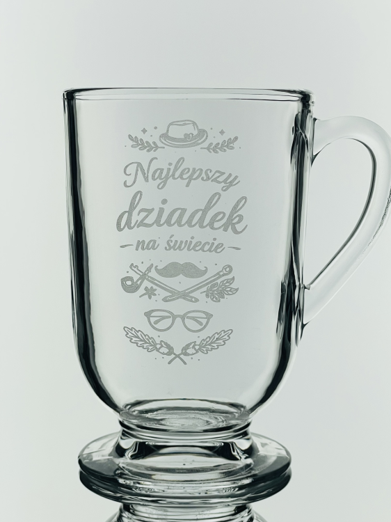 solidne-ucho-szklanki-prezent-dla-dziadka.png