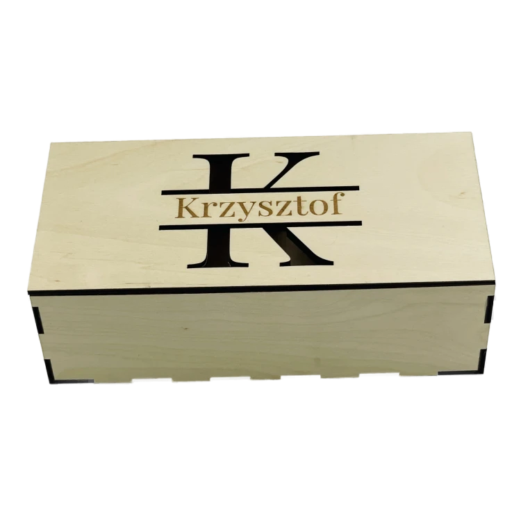 podluzne-drewniane-pudelko-z-grawerem.png